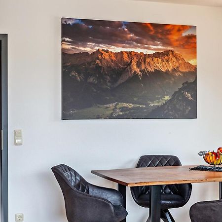 Alpblick Apartment Alpspitze Гармиш-Партенкирхен Экстерьер фото